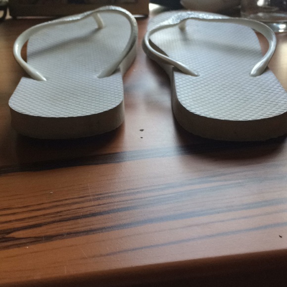 Flip Flops - Picture 2 of 4